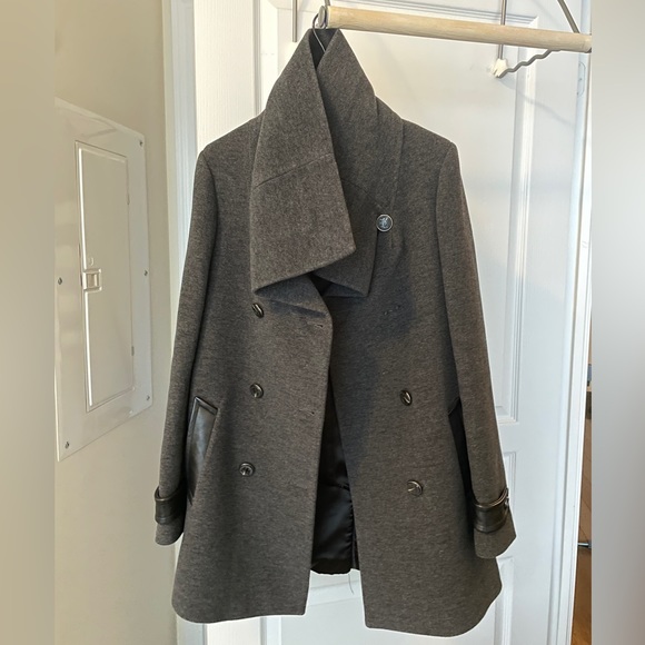 Mackage winter jacket with fur collar - Picture 2 of 3